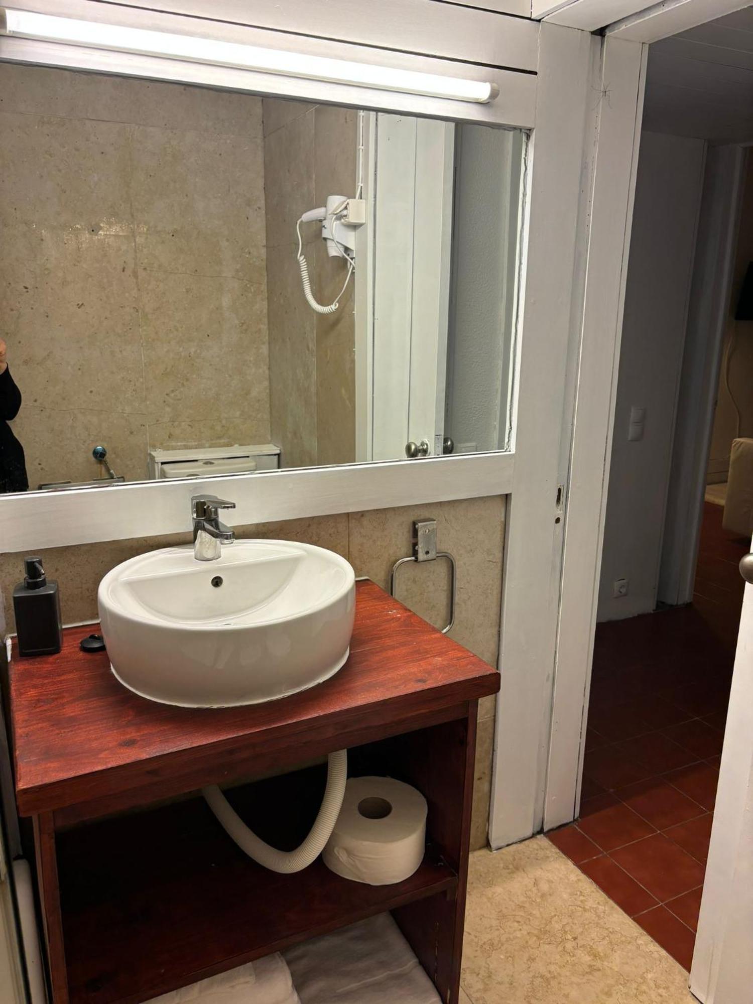 Estrada De Benfica 600 Apartamentos Lisboa Eksteriør billede
